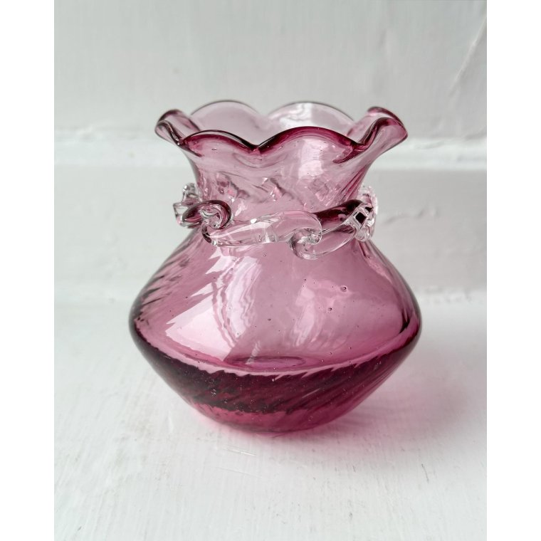 Pilgrim purple mini vase w ruffles, 1966-72, NB
