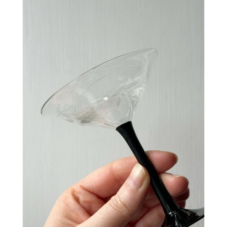 Likrskle m ciseleringer og sort stilk, 2 stk samlet