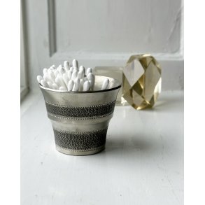 Small pewter cup, Cawa