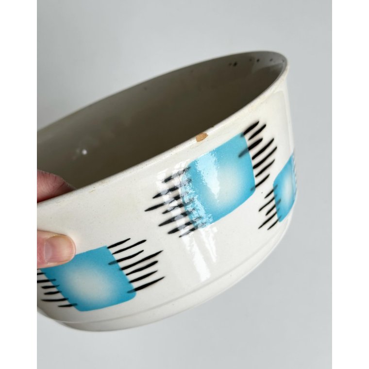 Torgau, faience, patinated serving bowl