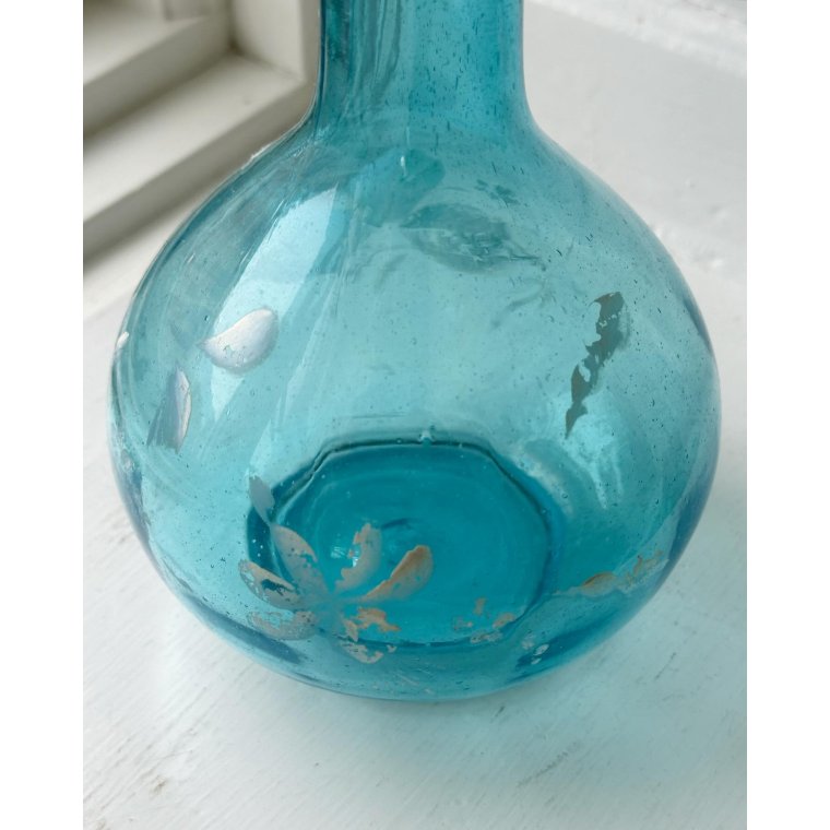 Carafe, blue glass w patinated decor