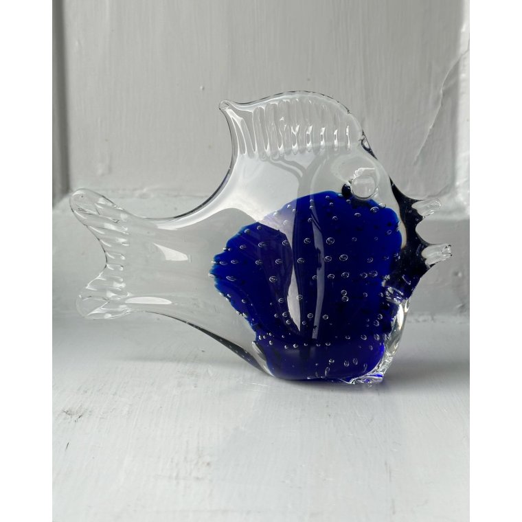 Fish, dark blue w bubbles, NB