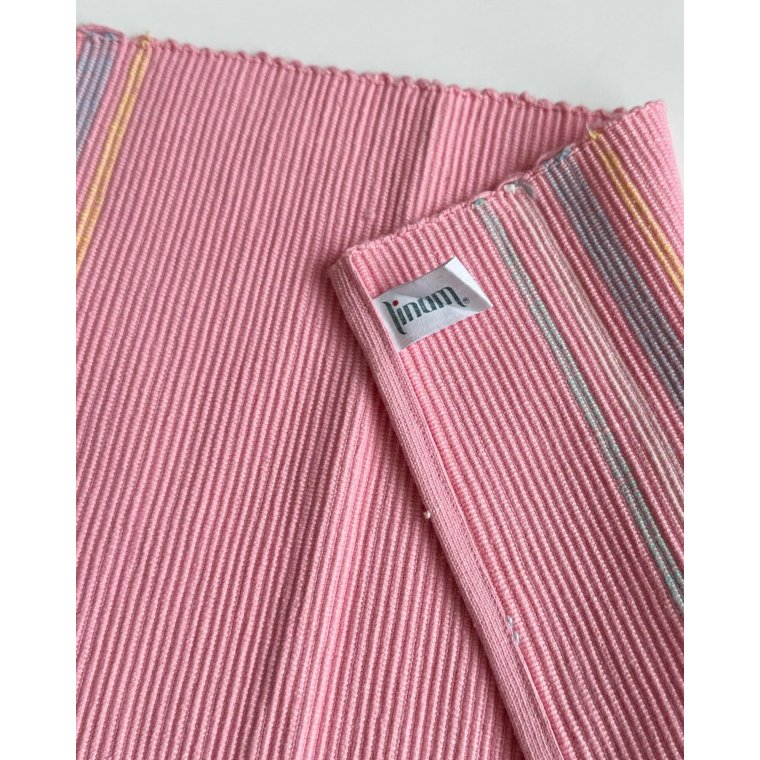 Placemat, pastel pink w stripes