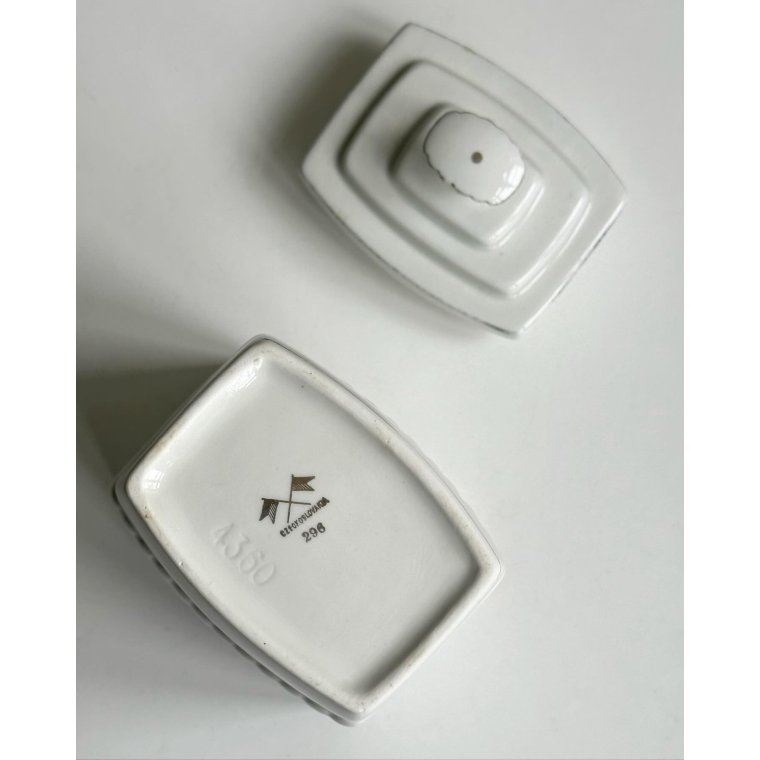 Svensk fajance, kkkenkrukke: risgryn