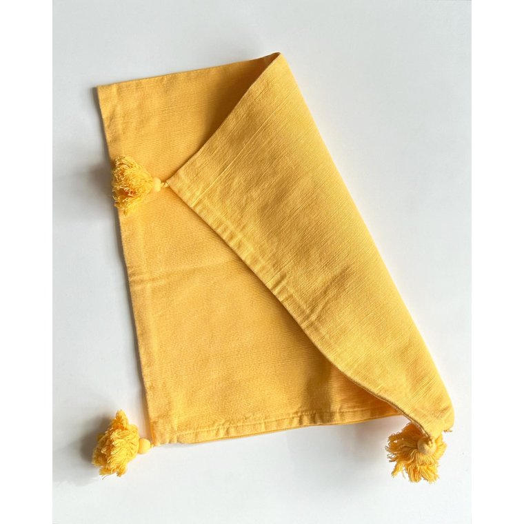 Gult pudebetrk m 3 kvaster