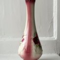 Staffordshire, engelsk fajancevase m blomster