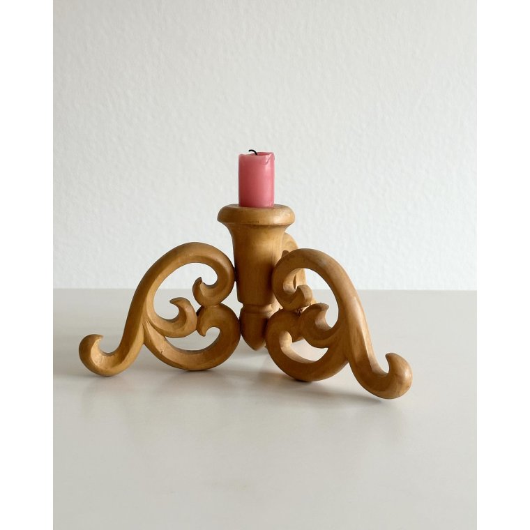 Trlysestage m snirklet fod