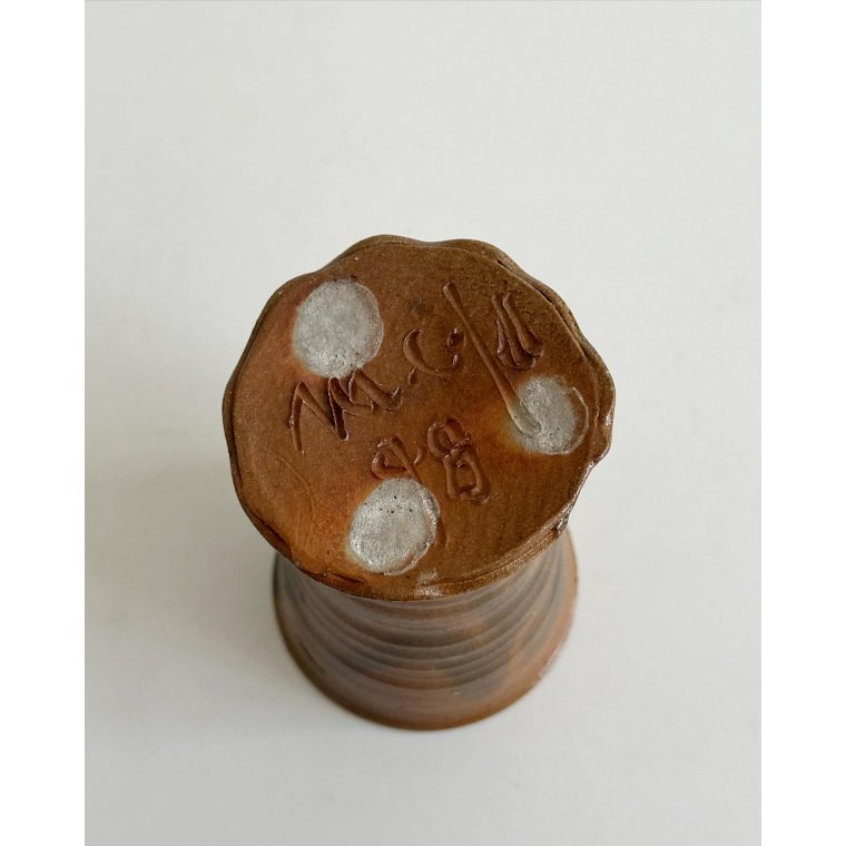 Ceramic cup, brown glaze, sign. 98