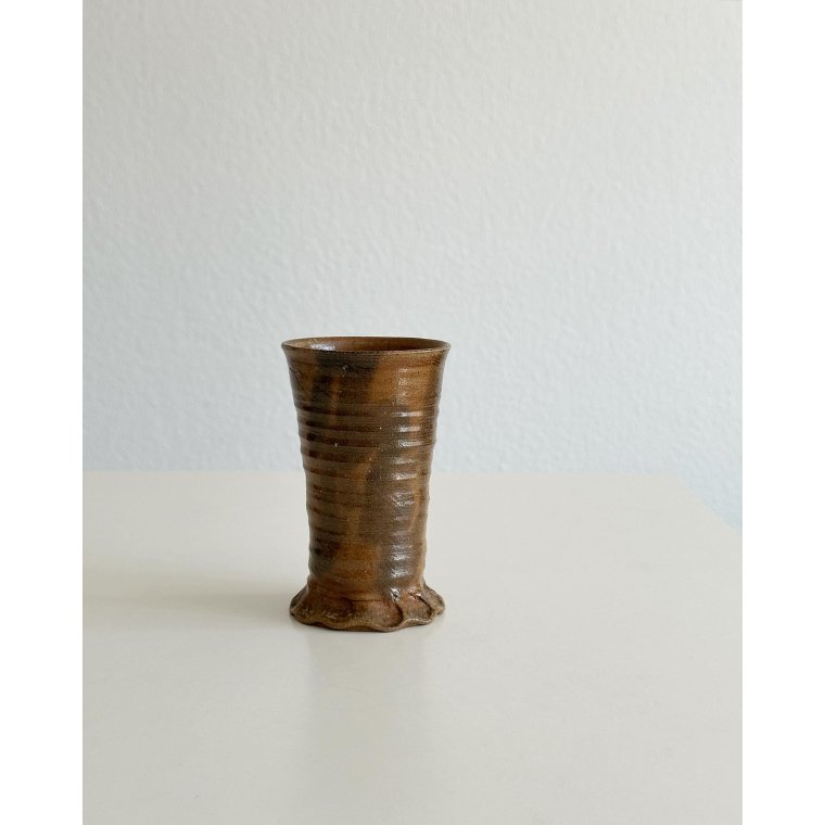 Ceramic cup, brown glaze, sign. 98