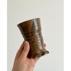 Ceramic cup, brown glaze, sign. 98