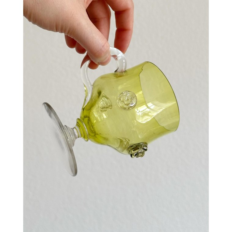 Kopper p fod, grnt glas, 2 stk samlet