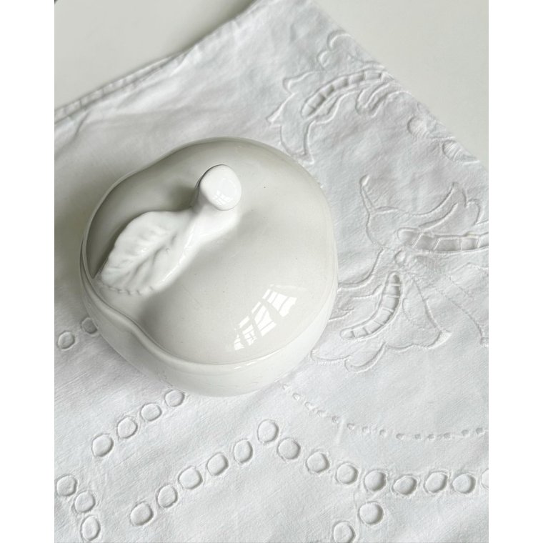 Fajance, ble m hvid glasur