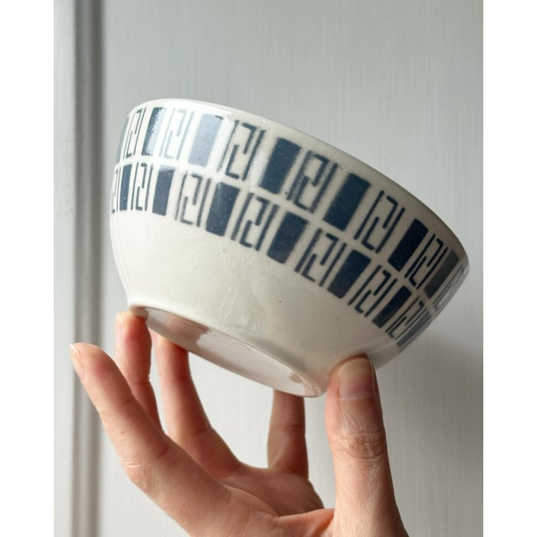 Lille Torgau fajanceskl m blgrt mnster