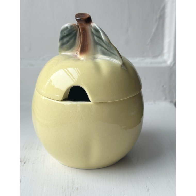 Frugtformet lgkrukke, Rumnien