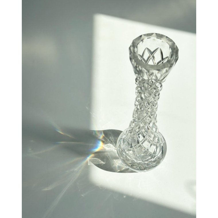 Krystalvase m harlekinslibninger