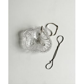 Dish with pattern, pressed glass, NB