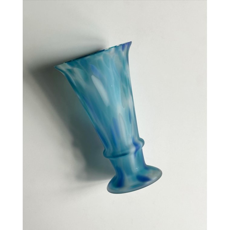 Stor glasvase, blmeleret