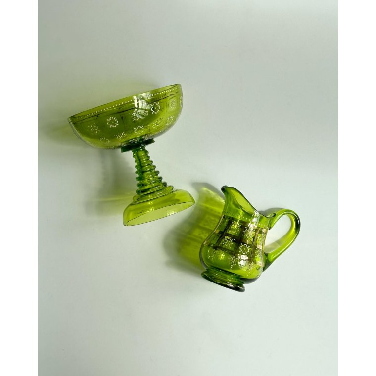 Opsats og kande, grnt glas, st