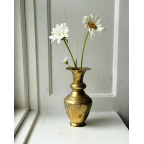 Indian brass vase w chisellings