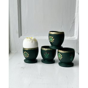 Wooden egg cups, set of 4