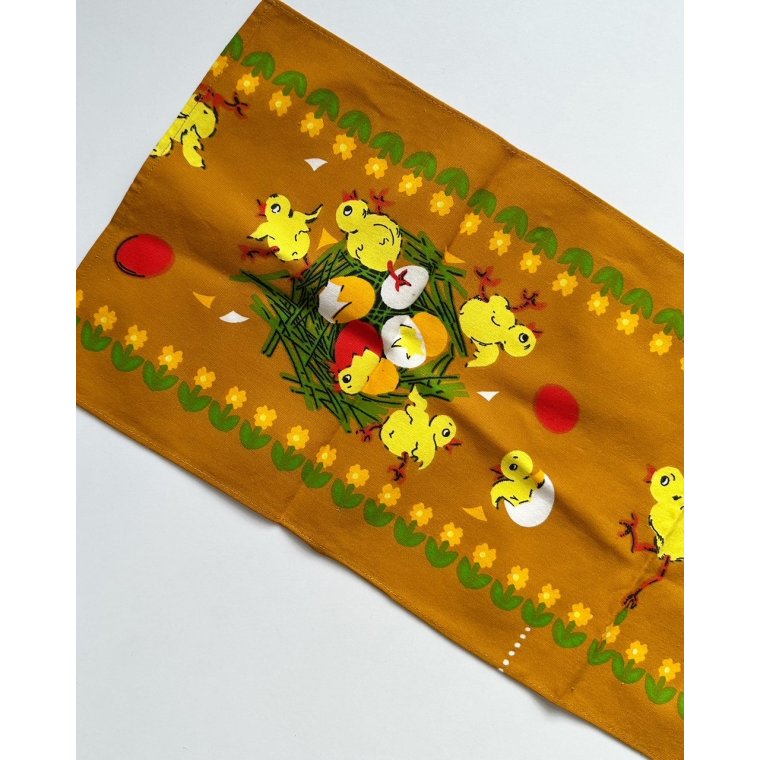 Retro easter table runner