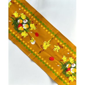 Retro easter table runner