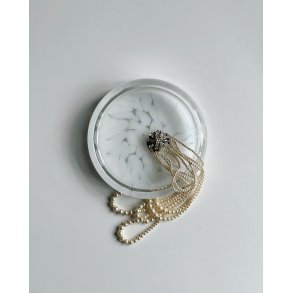 White mottles glass w clear edge, NB