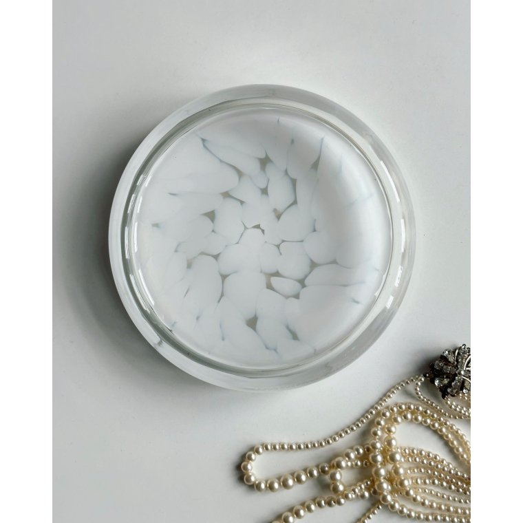 Hvidmeleret glas m klar kant, NB