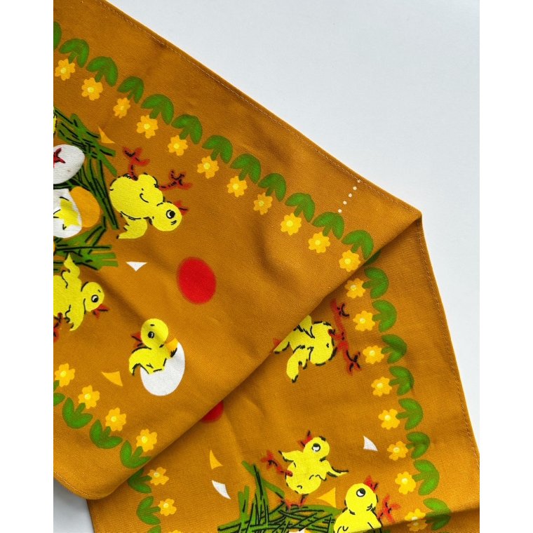Retro easter table runner