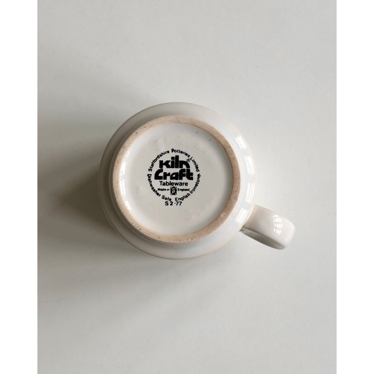 Engelsk krus, lilla blomster