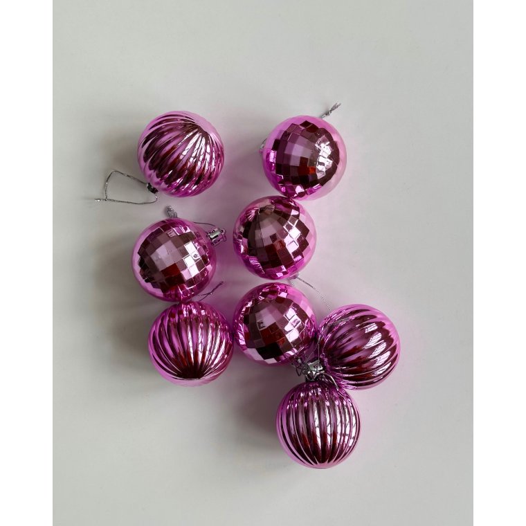 Nyere julekugler, lyserd plast, 8 stk samlet