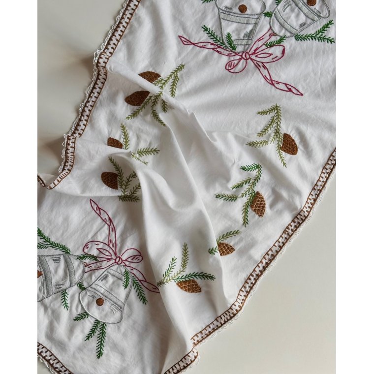 Antik julebordlber m kniplinger, 40 x 90 cm