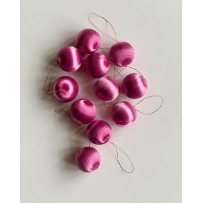 Pink thread ornaments, mini, set of 11