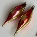 Drops w red stars, set of 2