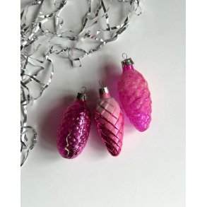 Big pink pine cones, set of 3