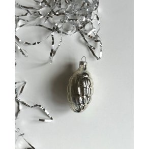 Semi transparent silver ornament w swirl