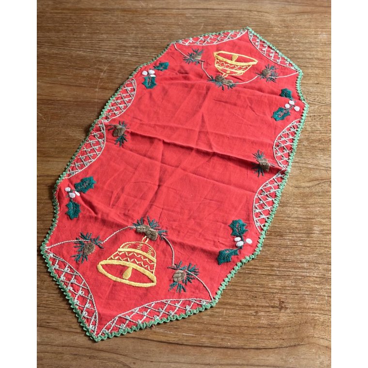 Antik bordlber, hndbroderet, 73 x 31 cm