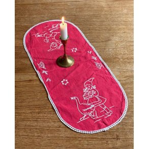 Hand embroidered table runner, 57 x 23,5 cm