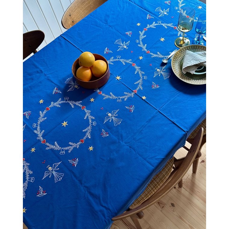 Bl juledug, hndbroderet, 184 x 119