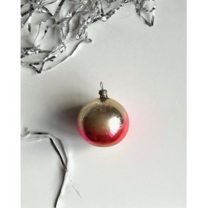 Silver Christmas ball w pink