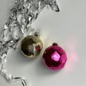 Kantede kugler, pink og guld, 2 stk samlet