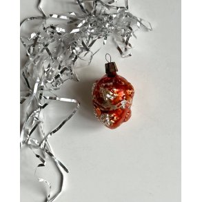 Silver/rusty ornament w decoration