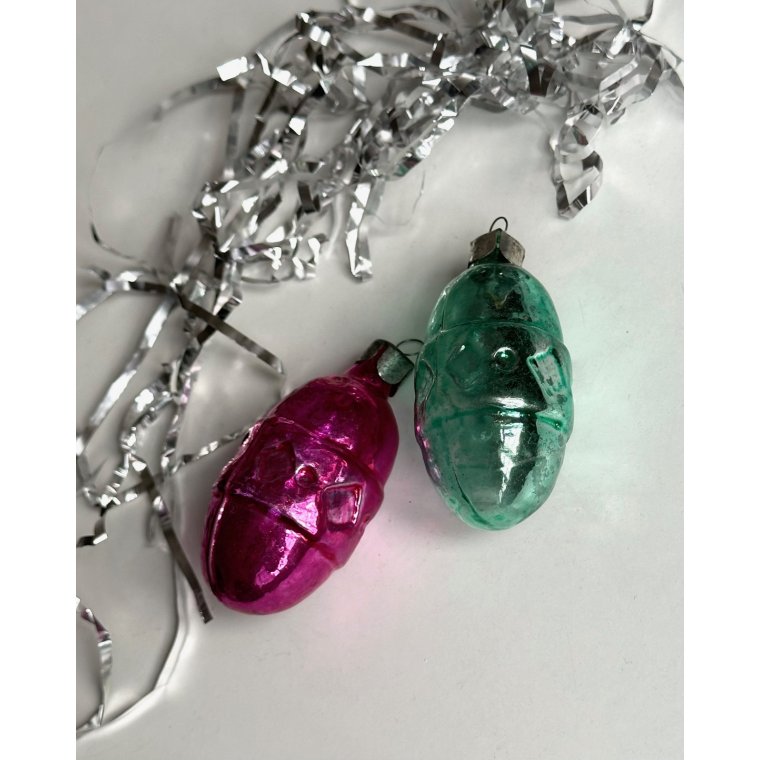 Pink and green lanterns, set of 2