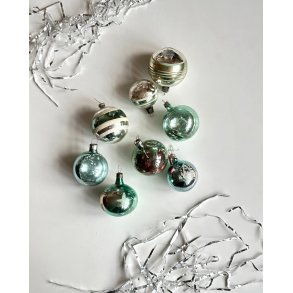 Lot of Christmas balls, light green, set of 8