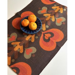 Hessian mini tablecloth w hearts, 42 x 62 cm