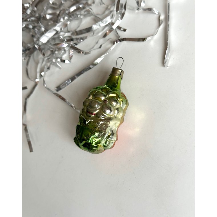 Vintage julekugle, patineret druefyr, Cipollino