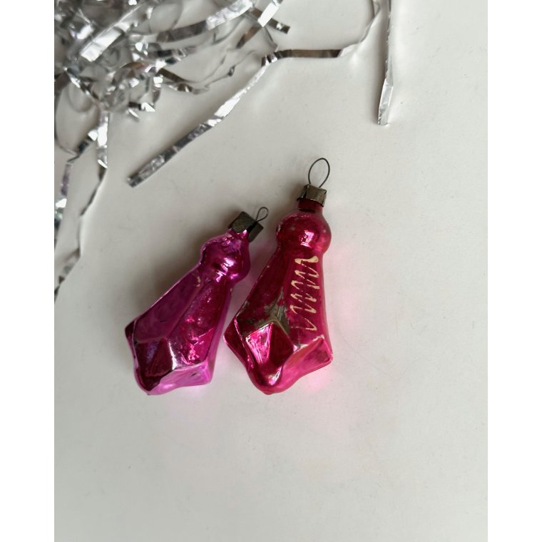 Kantede pink ornamenter, 2 stk samlet