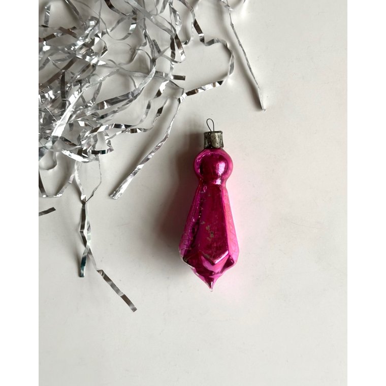 Edgy pink ornament