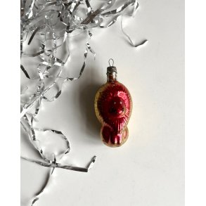 Vintage ornament, lion w grey eyes