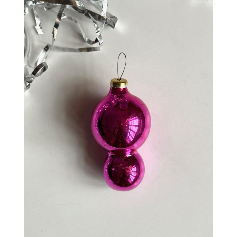 Pink ornament